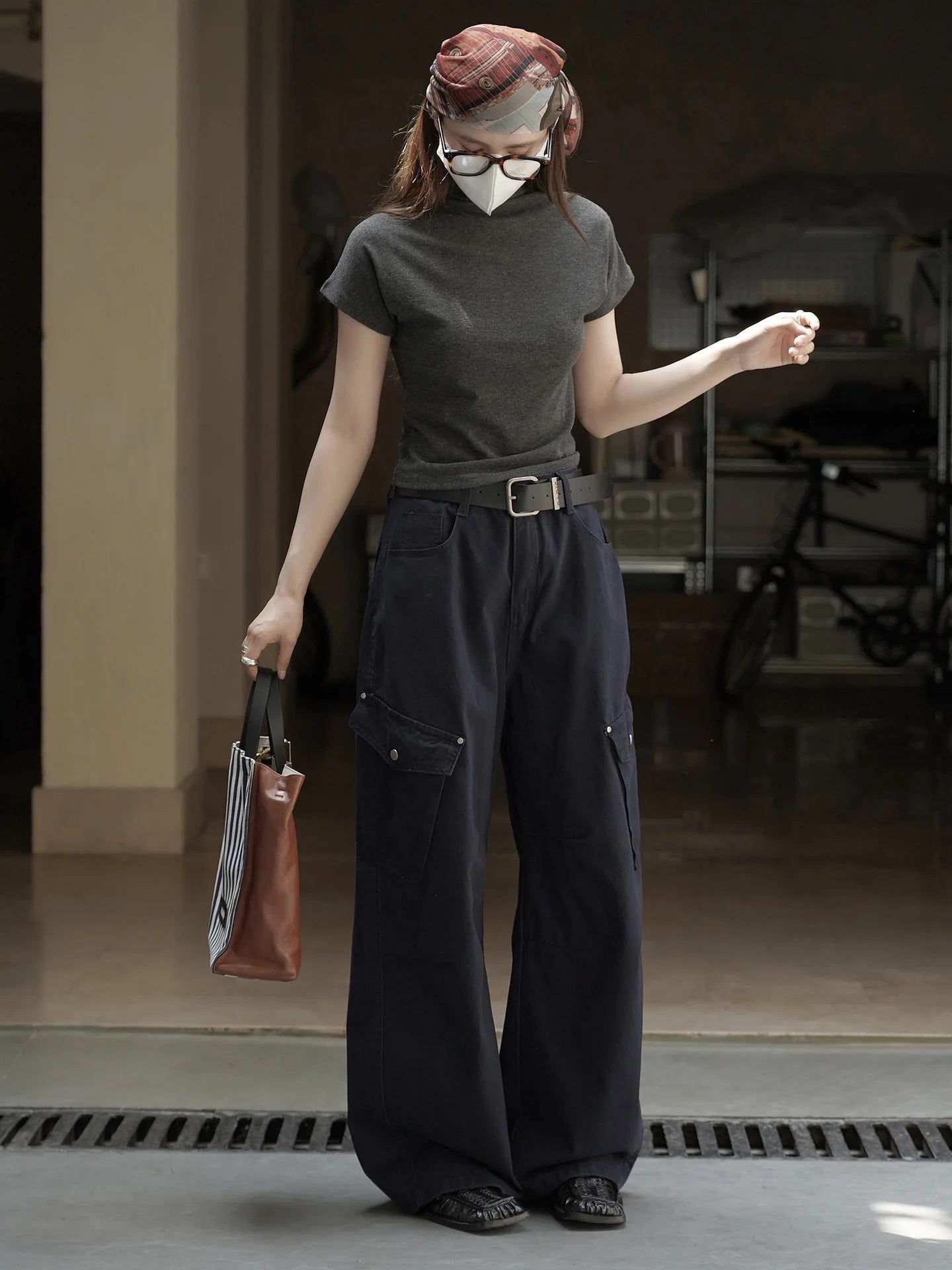 Retro and trendy waistband, workwear, large pocket, casual pants, three-dimensional and stylish pants for women