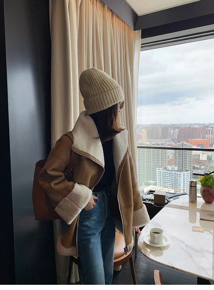 2025 Autumn Winter Fur Integrated Lamb Wool Coat Women's European And American Street Temperament Fashion Locomotive Fur Coat