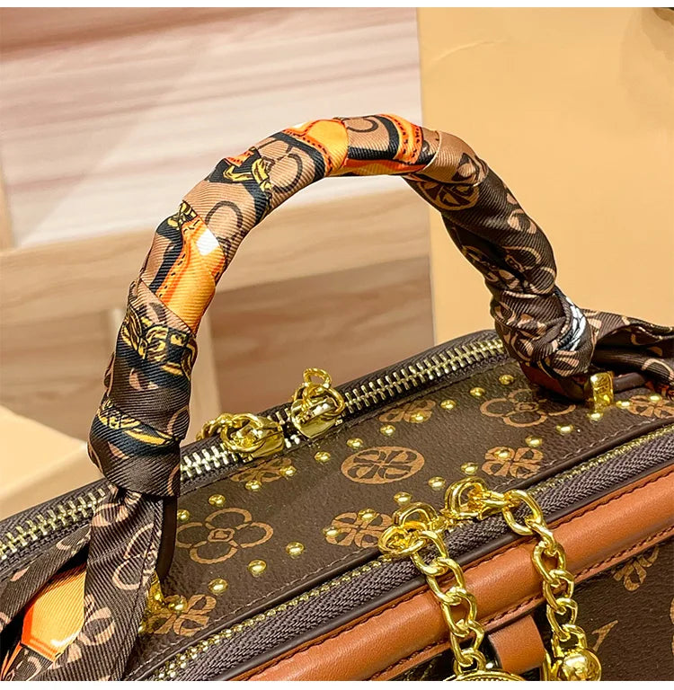 Ladies' handbag, light luxury square bag, 2026 autumn and winter new style, high-end and high designer single shoulder crossbody