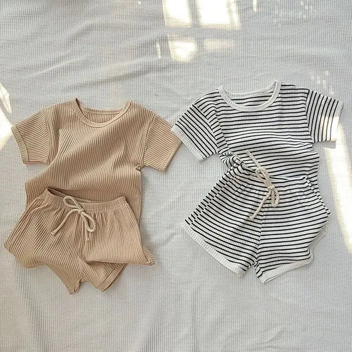 Comfortable Baby Clothes Set  Boys Simplicity Stripe Round Neck T-shirt +  Striped Shorts  breathable casual girl short sleeved