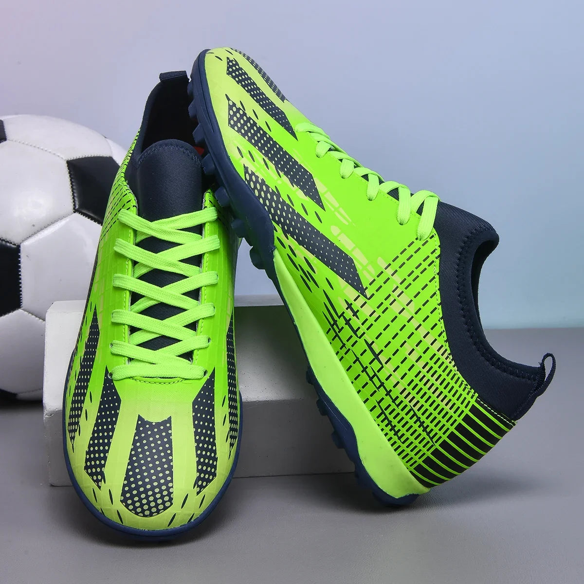 Men Professional Football Shoes Society TF/FG Soccer Shoes  Cleats Original Indoor Football Field Boots Grass Training Sneakers