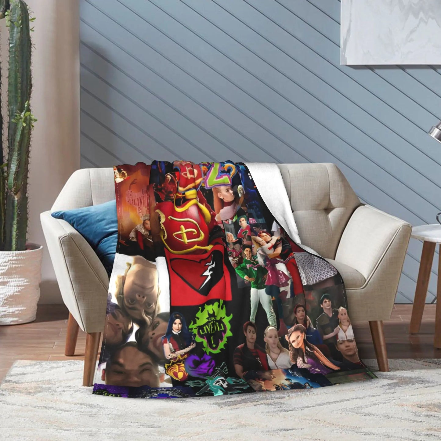 Super Soft Worlds Collide Tour Descendants Zombies Throw Blanket Premium Lightweight Bed Blanket Fuzzy Plush Blankets All Season