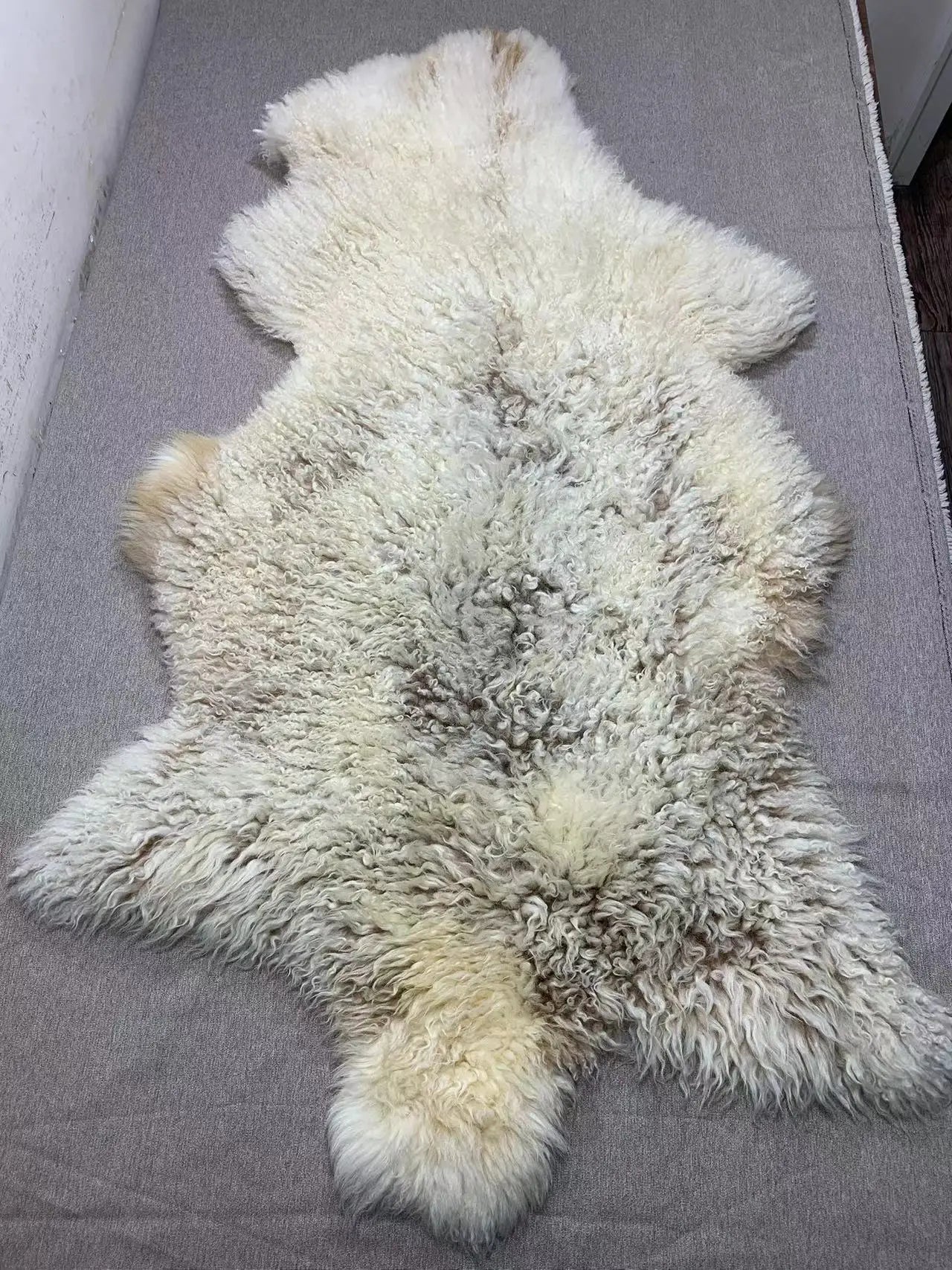 100%Sheepskin Bed Blanaturl sheepskin fur a one-piece orphan pattern sheepskin bedside blanket, leisure sofa cushion whole wool