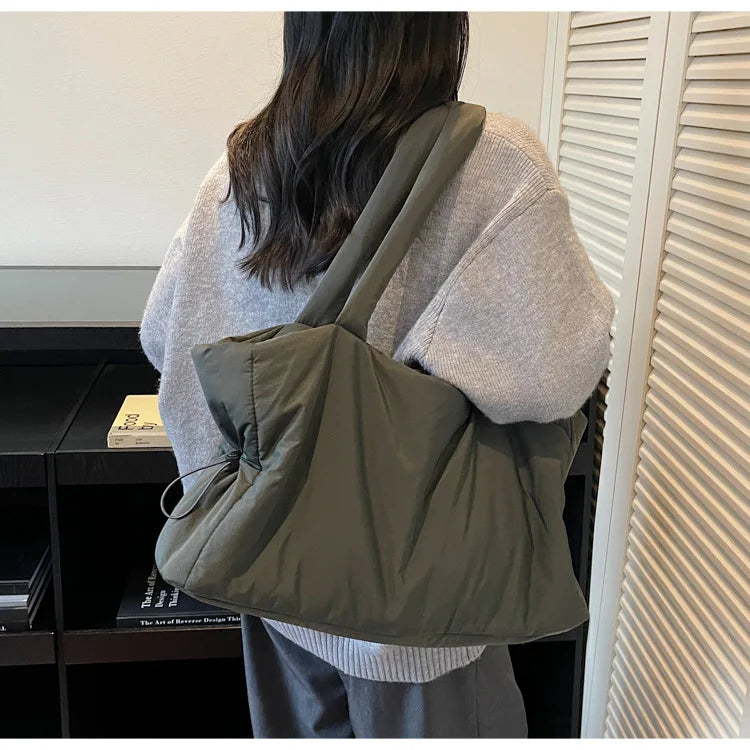 Women Nylon Bucket Shoulder Bag Large Capacity Tote Bag Fall Winter Versatile Cotton-padded Handbag Guangzhou High Quality Bag