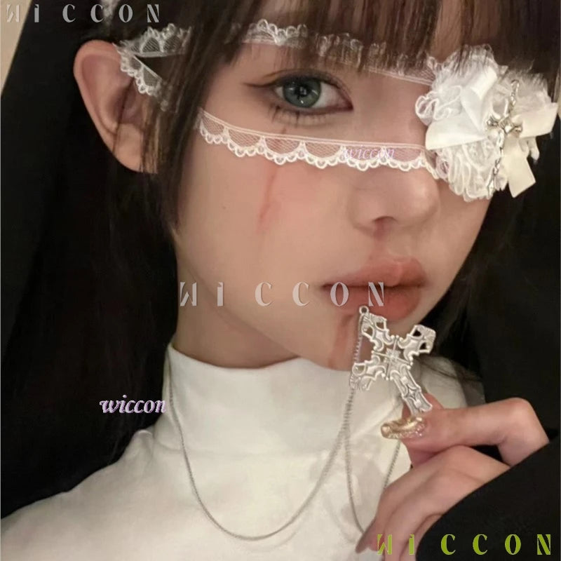 Halloween costumes ‌‌‌‌‌‌BGothic Lolita Nun Accessory Lace Eye Mask with Heart Halloween Cosplay Accessory disfraz halloweeen